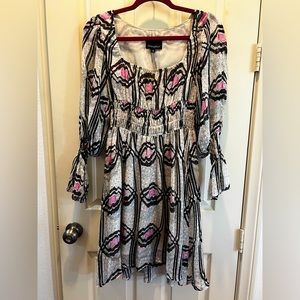 Beautiful dress Cynthia Rowley size 6 petite